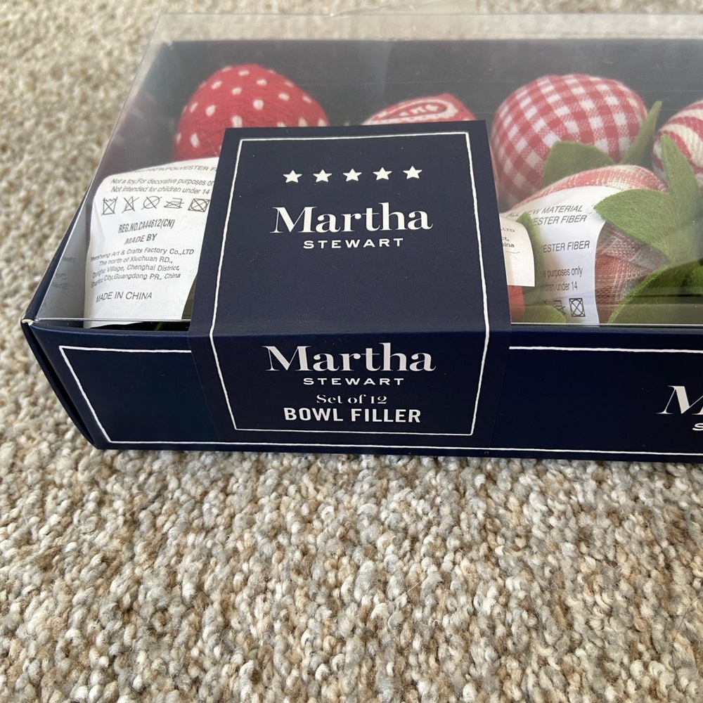 NWT Martha Stewart Stawberry Bowl Filler - Picture 6 of 6